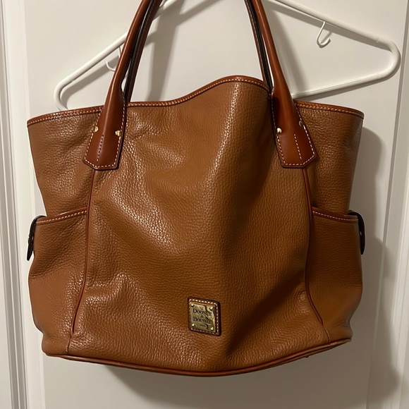 Dooney & Bourke Cognac purse - Picture 1 of 6